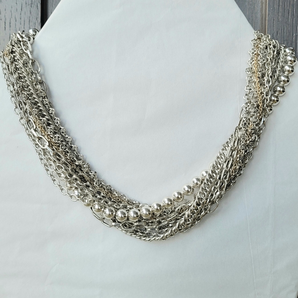 Buckle necklace